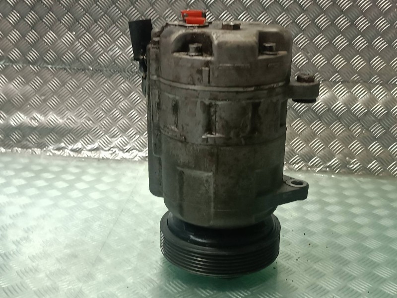 Recambio de compresor aire acondicionado para volkswagen golf iv berlina (1j1) referencia OEM IAM   2 PINES