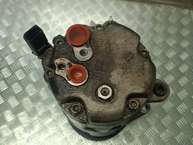 Recambio de compresor aire acondicionado para volkswagen golf iv berlina (1j1) referencia OEM IAM   2 PINES