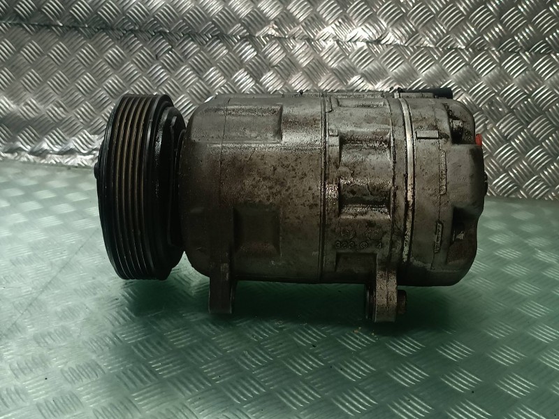 Recambio de compresor aire acondicionado para volkswagen golf iv berlina (1j1) referencia OEM IAM   2 PINES