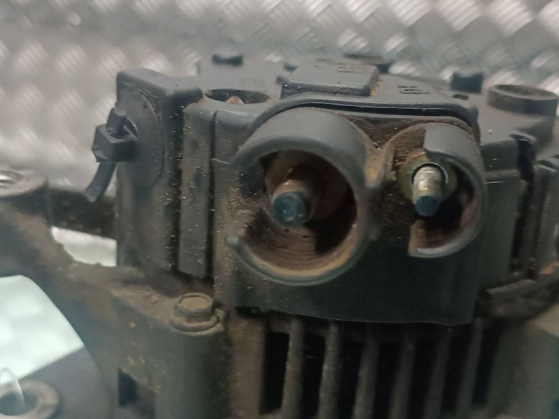 Recambio de alternador para citroen berlingo referencia OEM IAM 2541969A 9623727180 