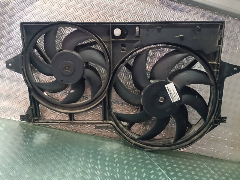 Recambio de electroventilador para peugeot expert kasten standard referencia OEM IAM 8240141  GATE