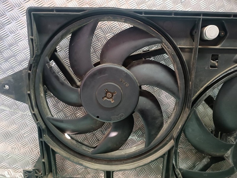Recambio de electroventilador para peugeot expert kasten standard referencia OEM IAM 8240141  GATE