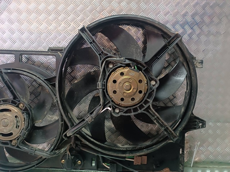 Recambio de electroventilador para peugeot expert kasten standard referencia OEM IAM 8240141  GATE