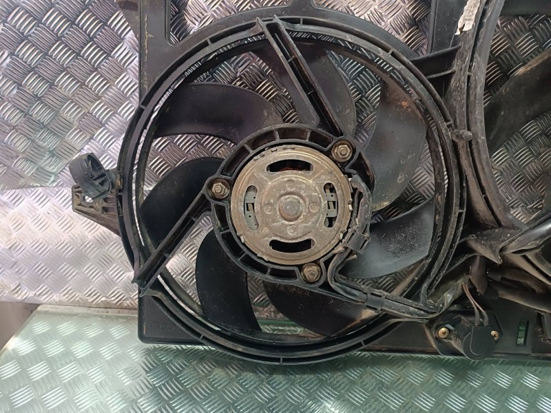 Recambio de electroventilador para peugeot expert kasten standard referencia OEM IAM 8240141  GATE