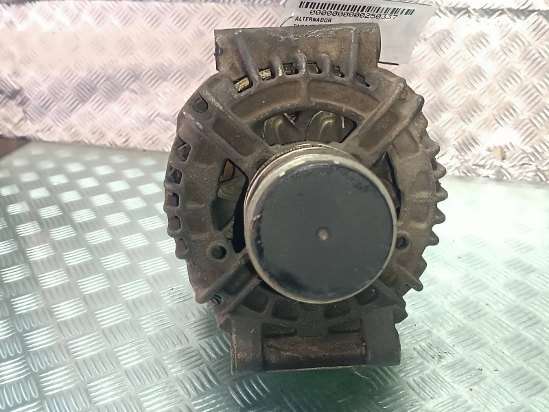 Recambio de alternador para dacia logan referencia OEM IAM 8200438148 0124415038 98A