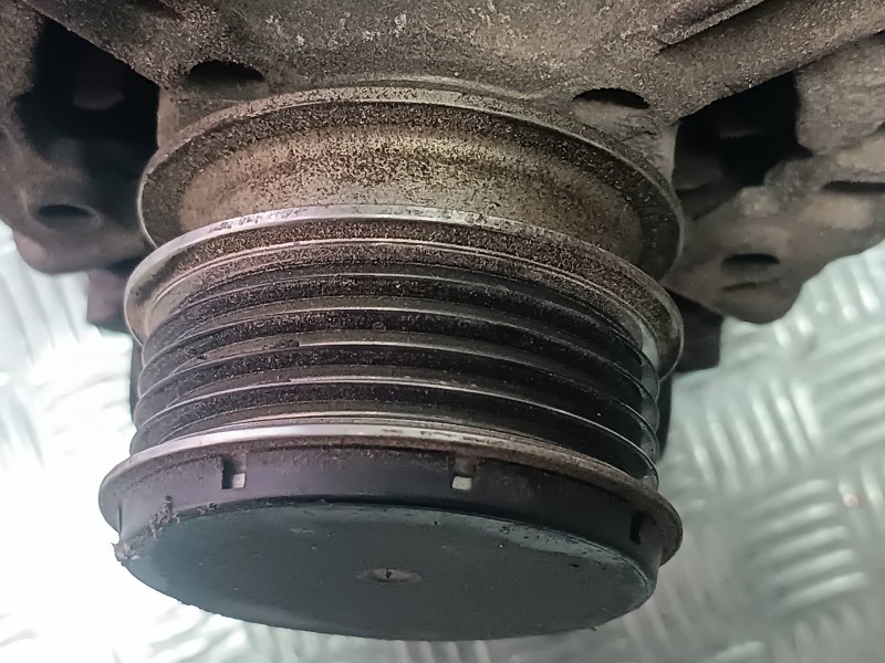 Recambio de alternador para dacia logan referencia OEM IAM 8200438148 0124415038 98A