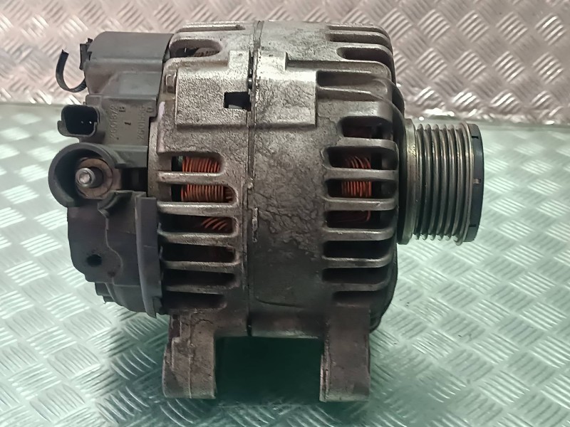 Recambio de alternador para peugeot 407 referencia OEM IAM 9646321780 2542693A CL15
