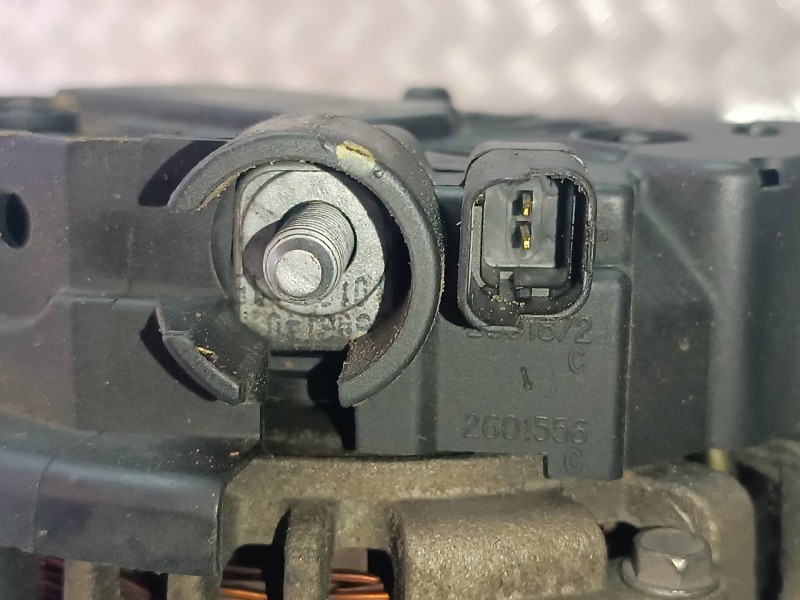 Recambio de alternador para citroen c5 break referencia OEM IAM 9646321780 CL15 VALEO