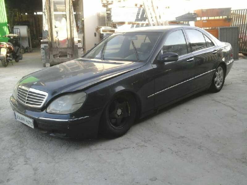 mercedes-benz clase s (w220) berlina del año 1999