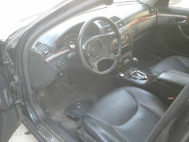 mercedes-benz clase s (w220) berlina del año 1999