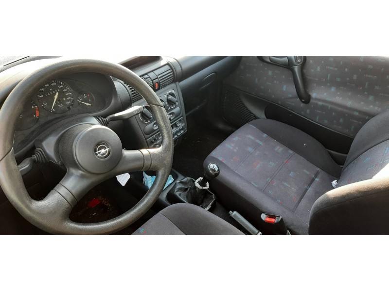 opel corsa b del año 1997