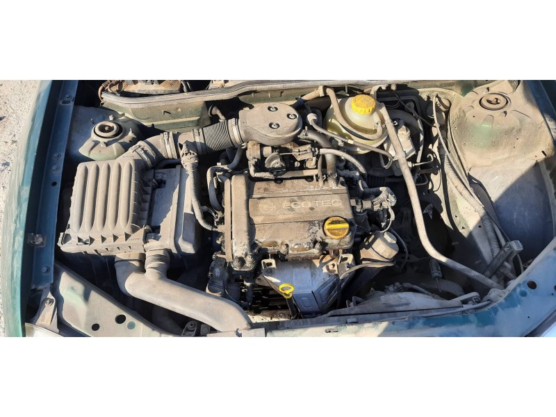 opel corsa b del año 1997