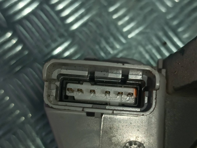 Recambio de cerradura puerta trasera derecha para citroen c5 break referencia OEM IAM  CONECTOR 6 PINES ELECTRICA