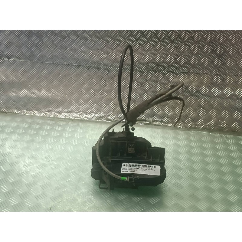 Recambio de cerradura puerta trasera derecha para nissan qashqai (j10) referencia OEM IAM 0208R CONECTOR 3 PINES ELECTRICA