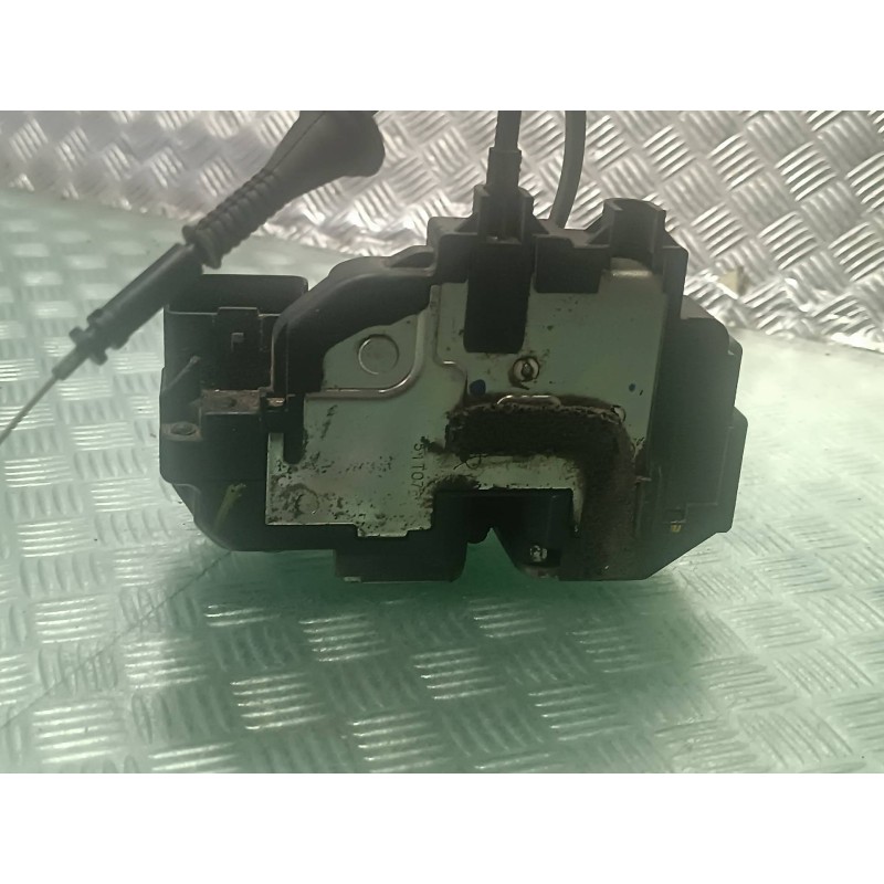 Recambio de cerradura puerta delantera derecha para nissan qashqai (j10) referencia OEM IAM P32LFRO  3 PINES
