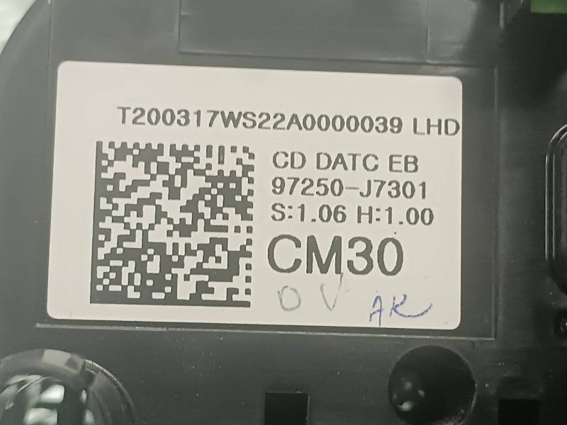 Recambio de mando climatizador para kia xceed referencia OEM IAM 97250J7301 7301PAG0004 