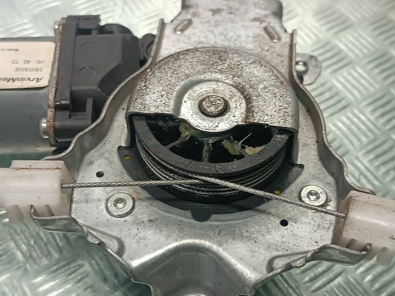 Recambio de elevalunas trasero derecho para nissan qashqai (j10) referencia OEM IAM 119767 402190A ELECTRICO