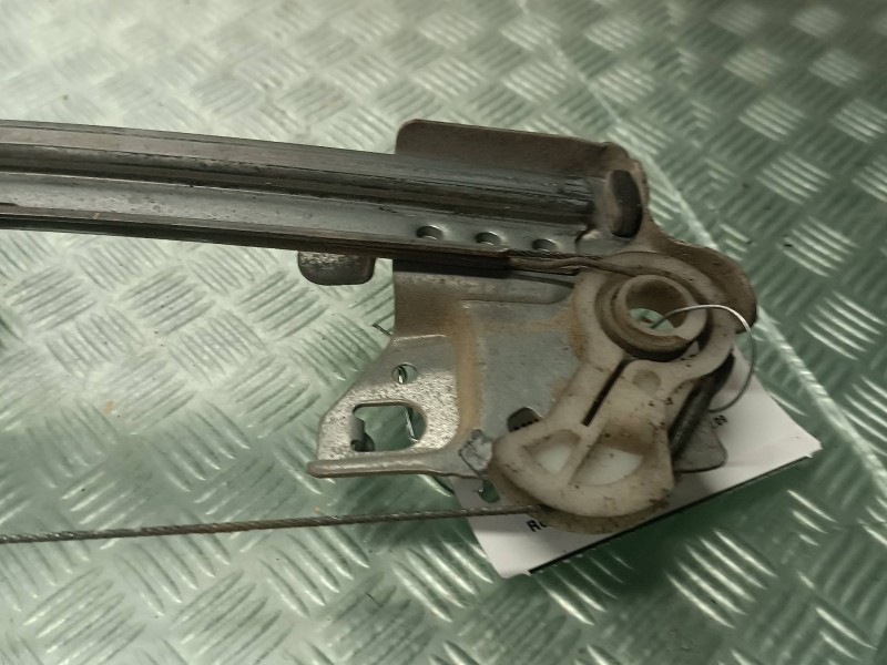 Recambio de elevalunas delantero izquierdo para citroen c3 hdi 70 furio referencia OEM IAM 96827 440787E ELECTRICO