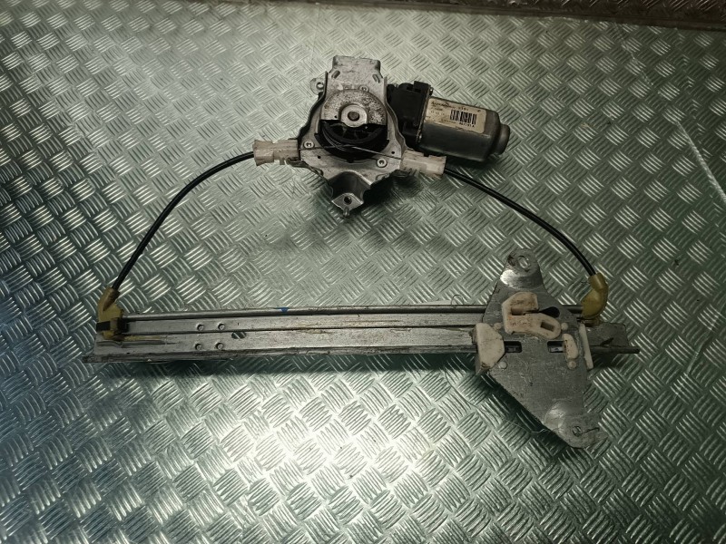 Recambio de elevalunas trasero izquierdo para nissan qashqai (j10) referencia OEM IAM 119766 402191A ELECTRICO