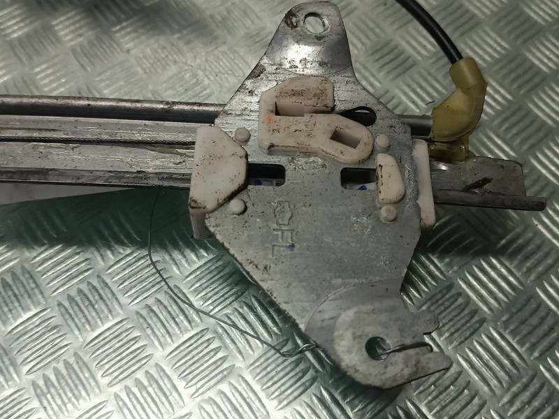 Recambio de elevalunas trasero izquierdo para nissan qashqai (j10) referencia OEM IAM 119766 402191A ELECTRICO