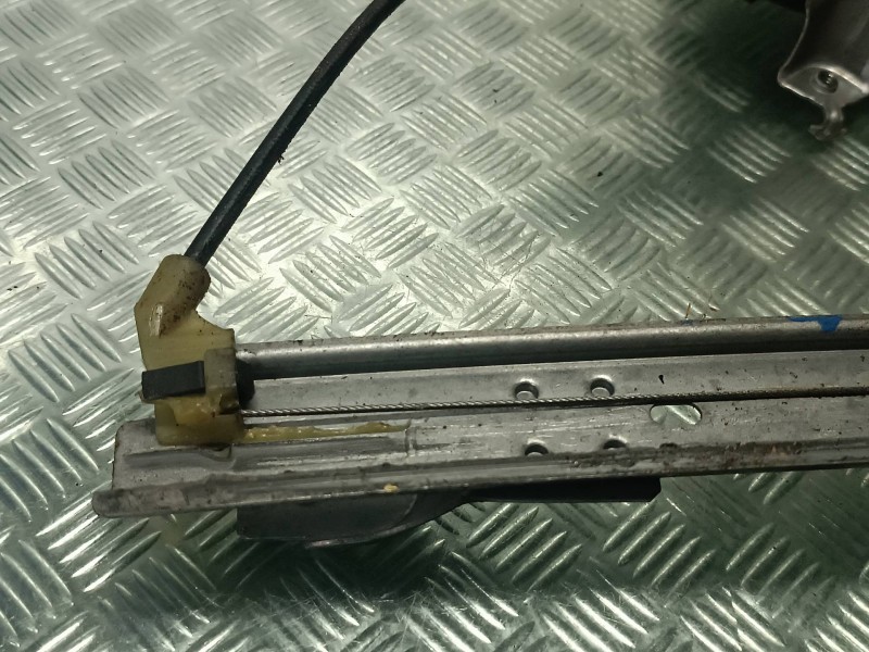 Recambio de elevalunas trasero izquierdo para nissan qashqai (j10) referencia OEM IAM 119766 402191A ELECTRICO