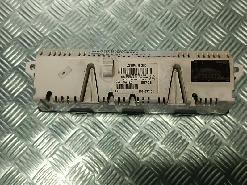 Recambio de pantalla multifuncion para citroen c5 break referencia OEM IAM 9657882880 102477704 