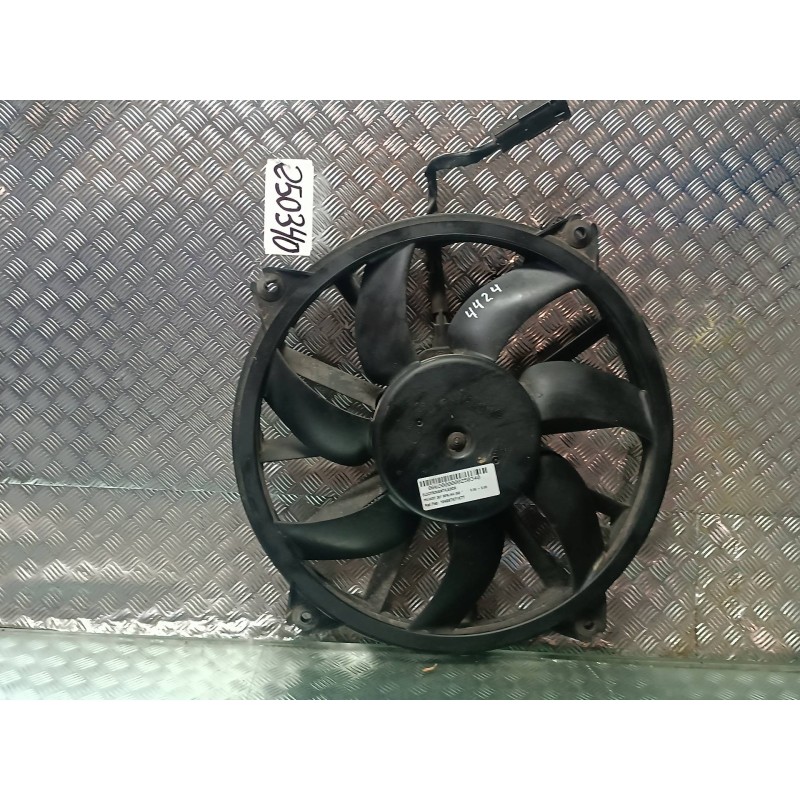 Recambio de electroventilador para peugeot 307 berlina (s2) referencia OEM IAM 10498747167T  VALEO