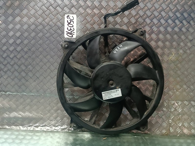 Recambio de electroventilador para peugeot 307 berlina (s2) referencia OEM IAM 10498747167T  VALEO