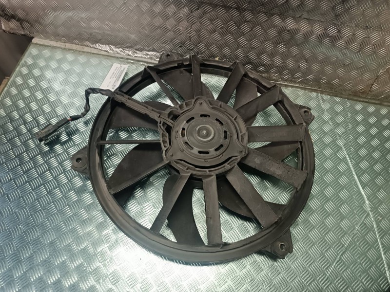 Recambio de electroventilador para peugeot 307 berlina (s2) referencia OEM IAM 10498747167T  VALEO
