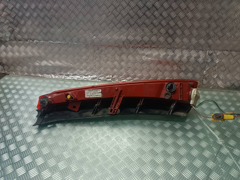 Recambio de piloto trasero izquierdo para citroen c5 break referencia OEM IAM 9637356380 25450102 3 PINES