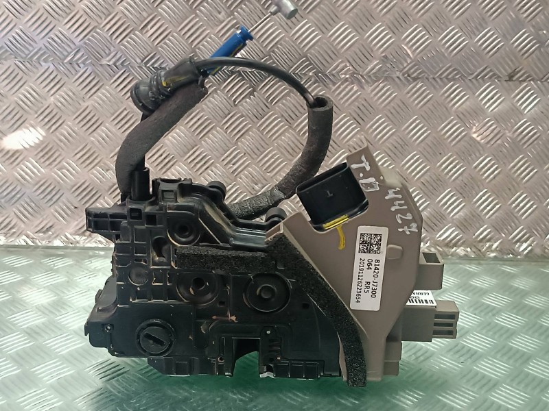 Recambio de cerradura puerta trasera derecha para kia xceed referencia OEM IAM 81420J7300 CONECTOR 5 PINES ELECTRICA