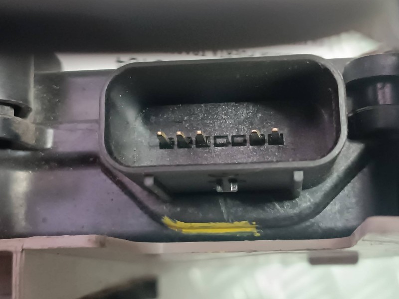 Recambio de cerradura puerta trasera derecha para kia xceed referencia OEM IAM 81420J7300 CONECTOR 5 PINES ELECTRICA