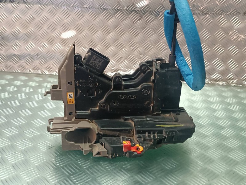 Recambio de cerradura puerta delantera derecha para kia xceed referencia OEM IAM 81320J7000 CONECTOR 5 PINES ELECTRICA