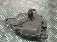 Recambio de motor apertura trampillas climatizador para kia xceed referencia OEM IAM PB1AES EA1F0EDFA002 GRIS