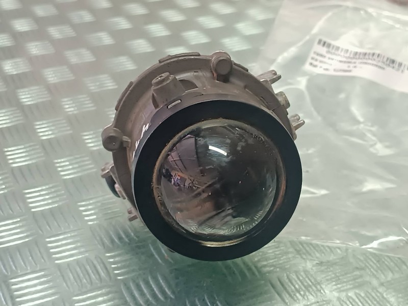 Recambio de faro antiniebla izquierdo para kia xceed referencia OEM IAM 1J7300 2001310000093 2 PINES