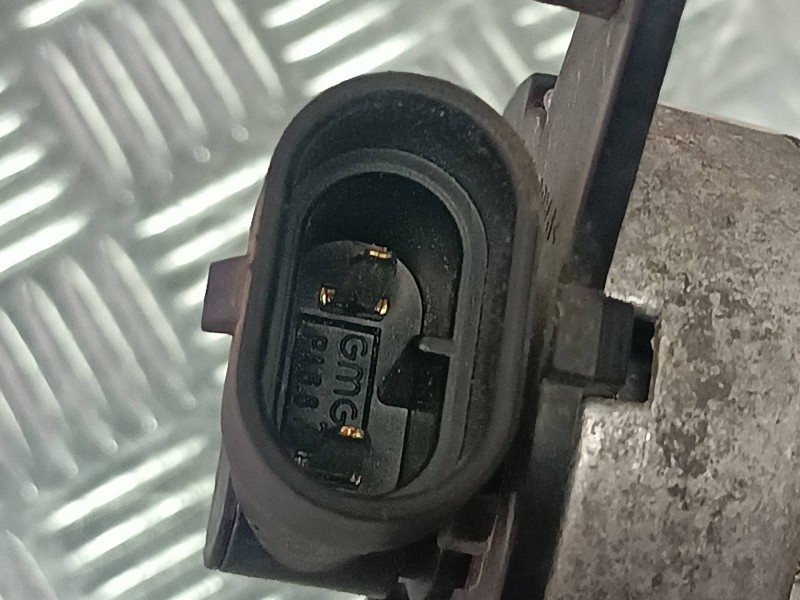 Recambio de faro antiniebla izquierdo para kia xceed referencia OEM IAM 1J7300 2001310000093 2 PINES