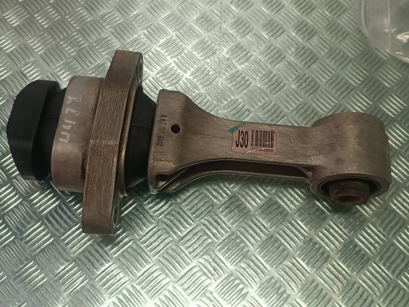 Recambio de soporte motor para kia xceed referencia OEM IAM 21950J3000 J30 21959F2000