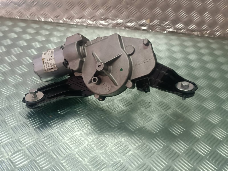 Recambio de motor limpia trasero para kia xceed referencia OEM IAM 98700J7800 0390205122 CONECTOR 3 PINES