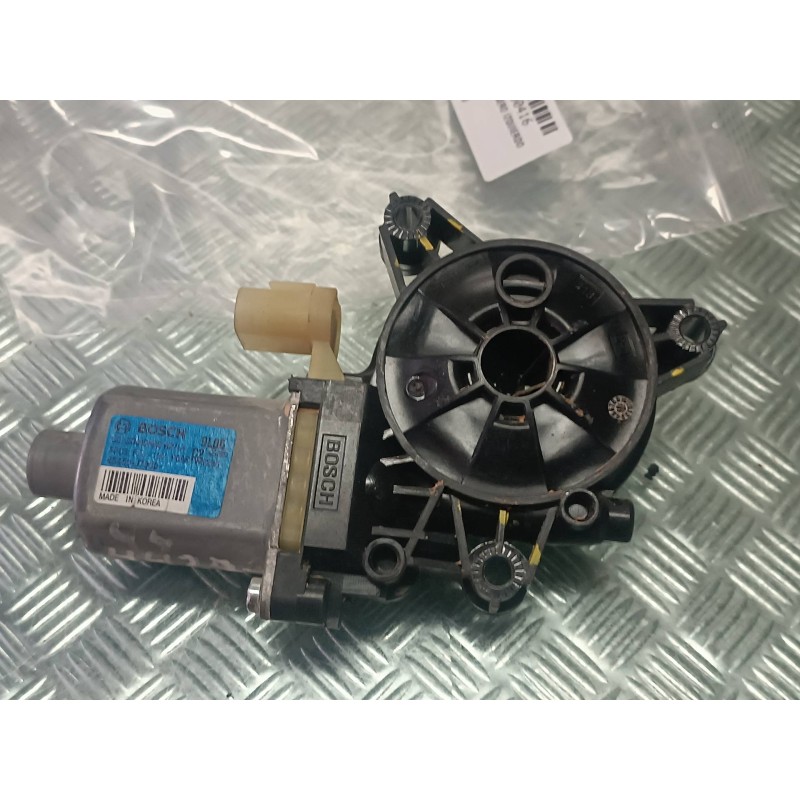 Recambio de motor elevalunas trasero izquierdo para kia xceed referencia OEM IAM 83450J7000 2 PINES BOSCH