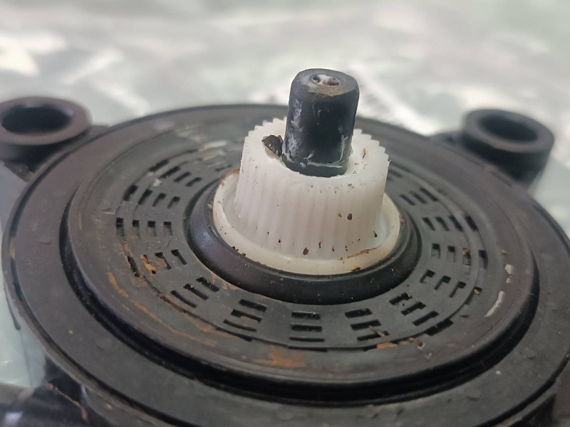 Recambio de motor elevalunas trasero izquierdo para kia xceed referencia OEM IAM 83450J7000 2 PINES BOSCH