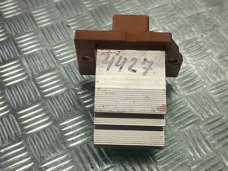 Recambio de resistencia calefaccion para kia xceed referencia OEM IAM PA1AE  CONECTOR 4 PINES