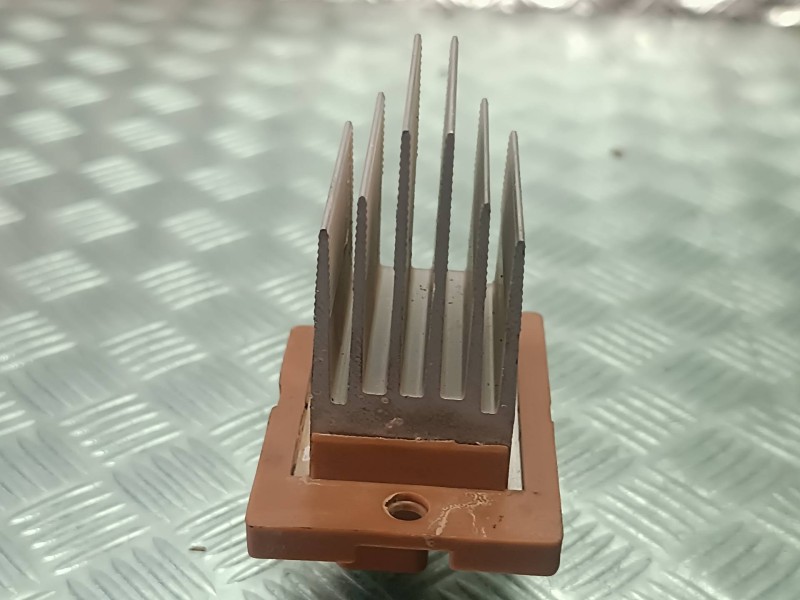 Recambio de resistencia calefaccion para kia xceed referencia OEM IAM PA1AE  CONECTOR 4 PINES