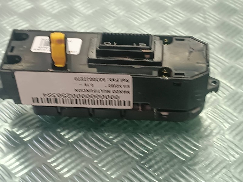 Recambio de mando multifuncion para kia xceed referencia OEM IAM 93700J7270  