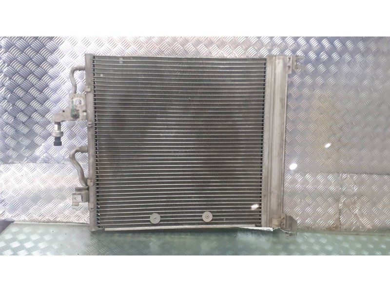 Recambio de condensador / radiador aire acondicionado para opel astra h ber. cosmo referencia OEM IAM 13129195  DELPHI