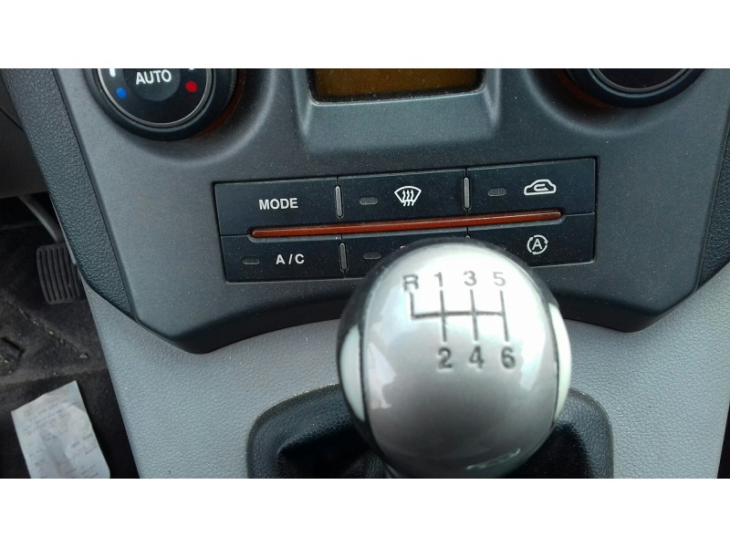 kia carens (un) del año 2007