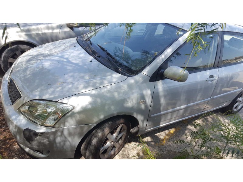 toyota corolla (e12) del año 2003