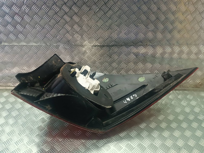 Recambio de piloto trasero izquierdo para renault megane ii classic berlina referencia OEM IAM   