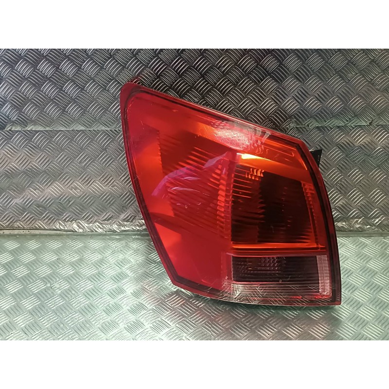 Recambio de piloto trasero izquierdo para nissan qashqai (j10) referencia OEM IAM 89071061  