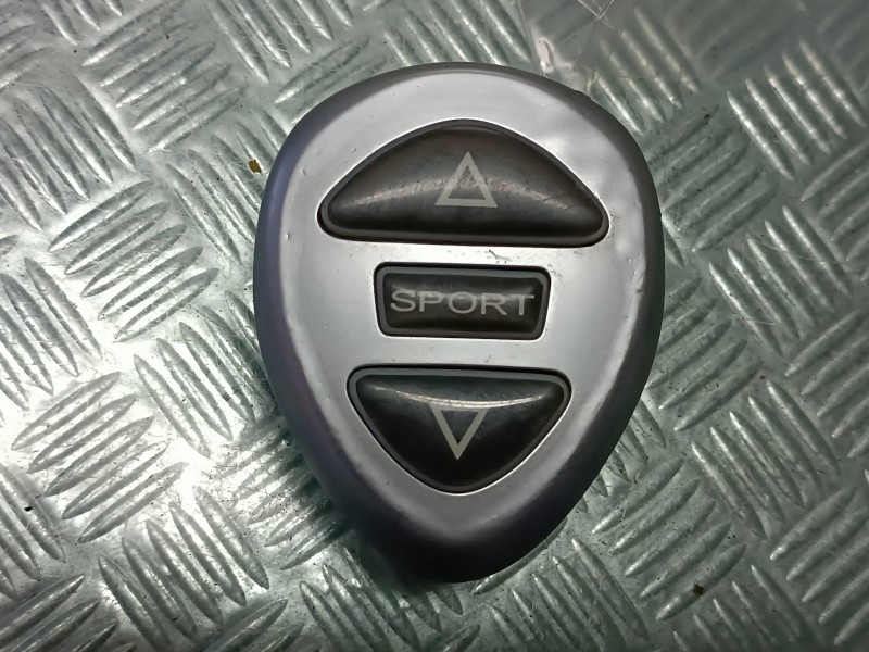 Recambio de interruptor para citroen c5 berlina referencia OEM IAM 9633261277 CONECTOR 6 PINES SUSPENSION