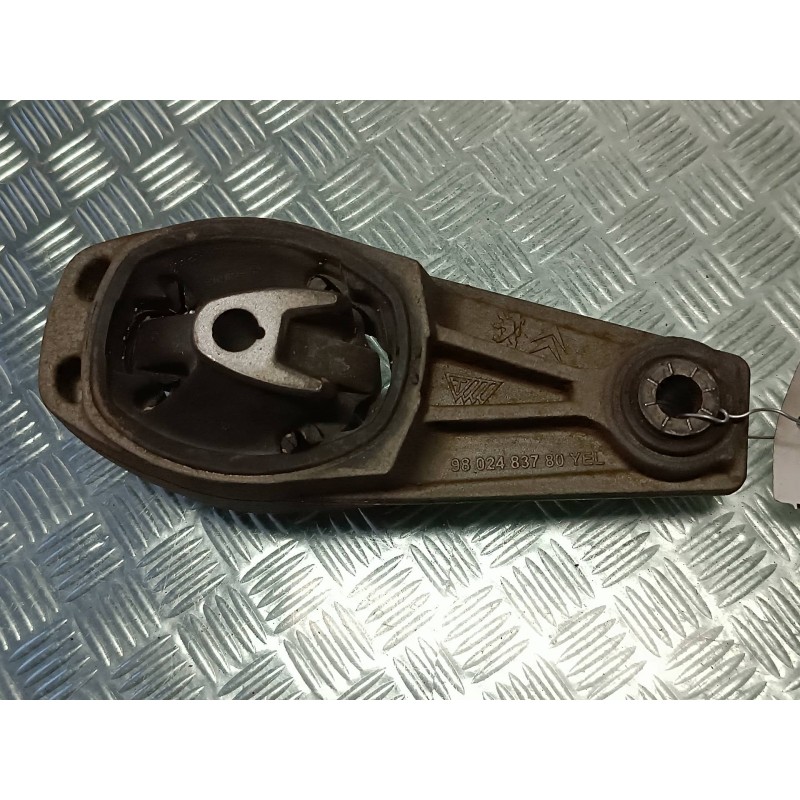 Recambio de soporte motor trasero para opel crossland x referencia OEM IAM 9802483780 9673005780 